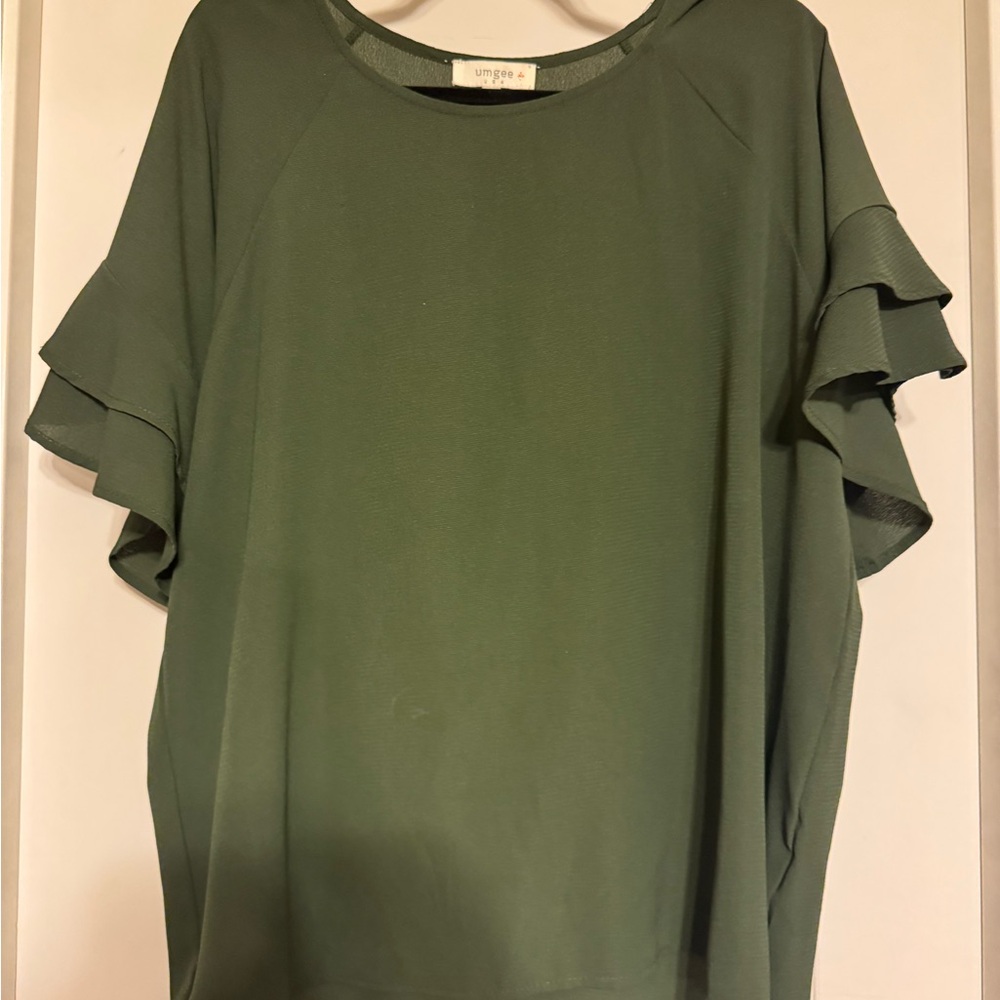 Umgee Green Flutter Sleeve Blouse with Ruffled Boxy Style
